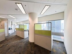 Gateway West (D7), Office #639845321